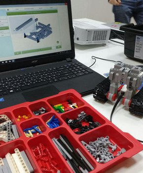Робототехніка з Lego Mindstorms